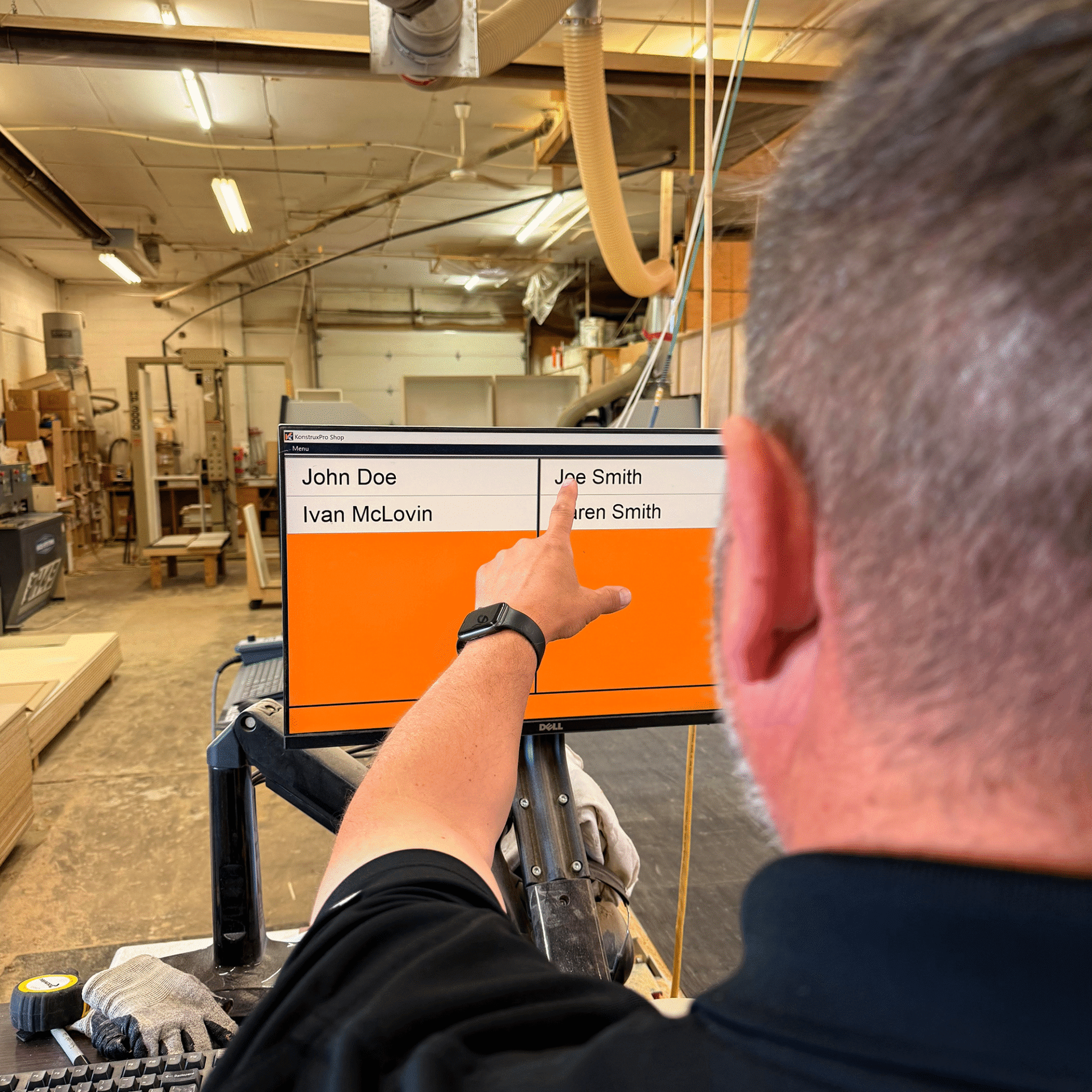 Konstrux Office and Shop in shop environment